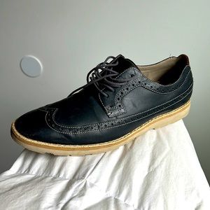 Clark’s dress/casual shoes